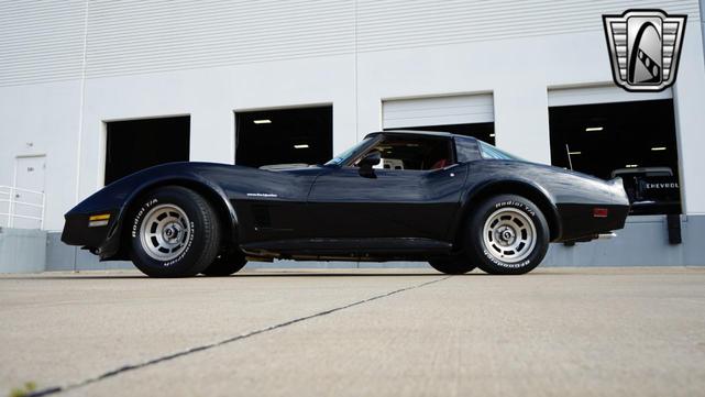 Photo of 1982 Black Chevrolet Corvette