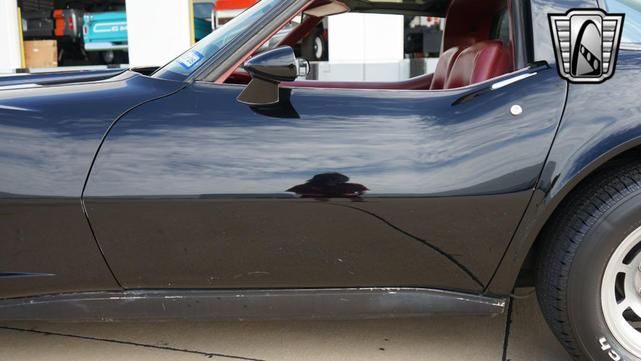 Photo of 1982 Black Chevrolet Corvette