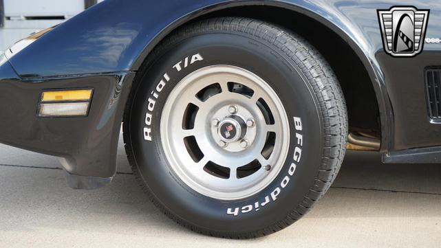 Photo of 1982 Black Chevrolet Corvette