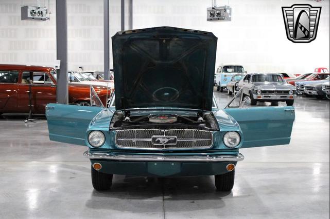 Photo of 1965 Tropical Turquoise Ford Mustang