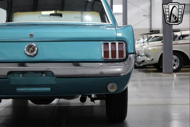 Photo of 1965 Tropical Turquoise Ford Mustang