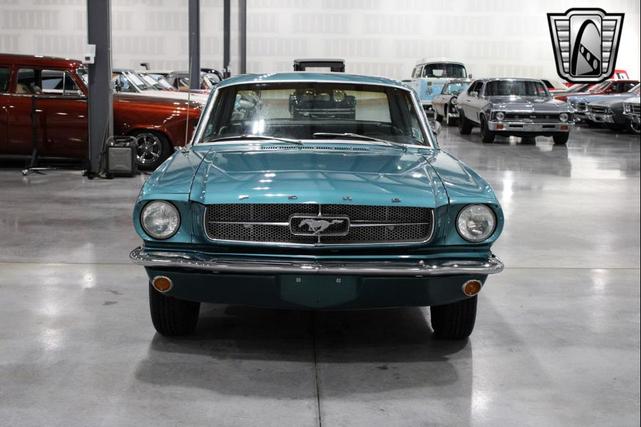 Photo of 1965 Tropical Turquoise Ford Mustang