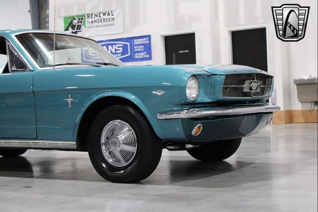 Photo of 1965 Tropical Turquoise Ford Mustang