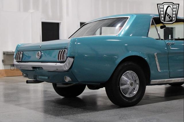 Photo of 1965 Tropical Turquoise Ford Mustang