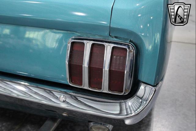Photo of 1965 Tropical Turquoise Ford Mustang
