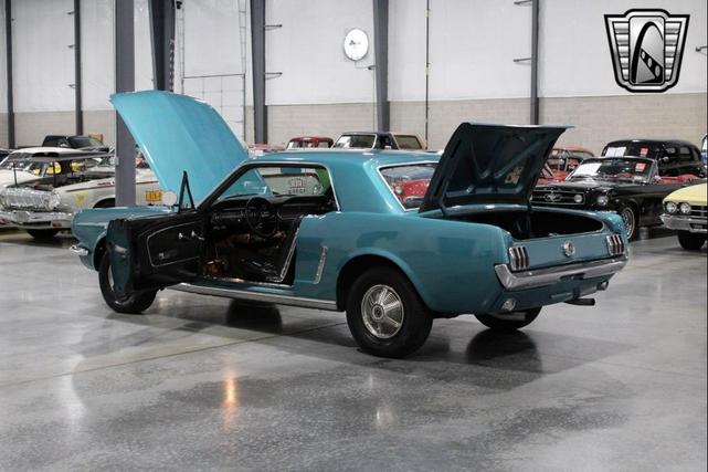 Photo of 1965 Tropical Turquoise Ford Mustang