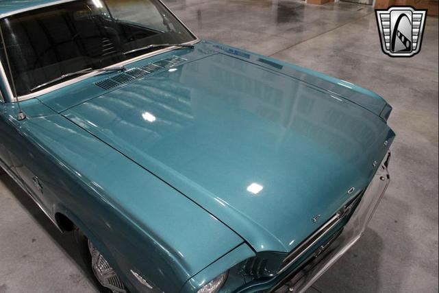 Photo of 1965 Tropical Turquoise Ford Mustang