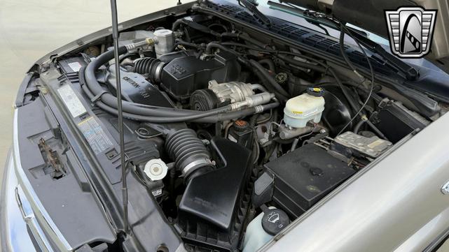 Photo of 2002 Gray Chevrolet S-10