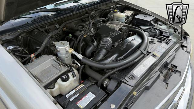 Photo of 2002 Gray Chevrolet S-10