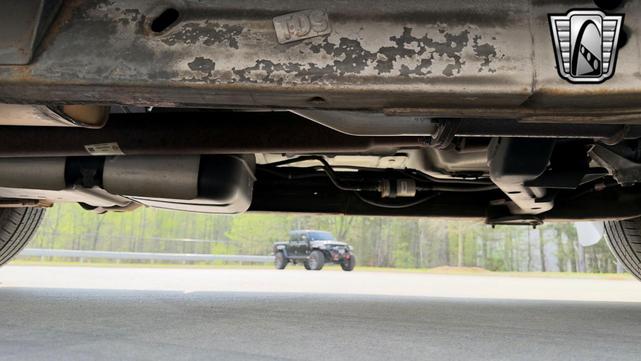 Photo of 2002 Gray Chevrolet S-10