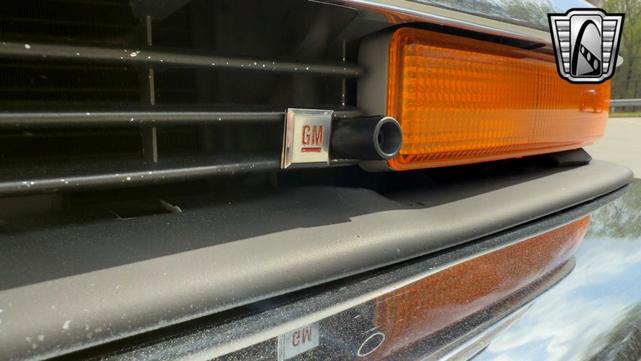 Photo of 2002 Gray Chevrolet S-10