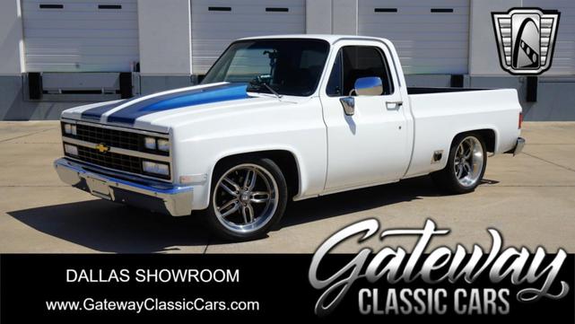 Photo of 1986 White and blue stripe Chevrolet C10/K10