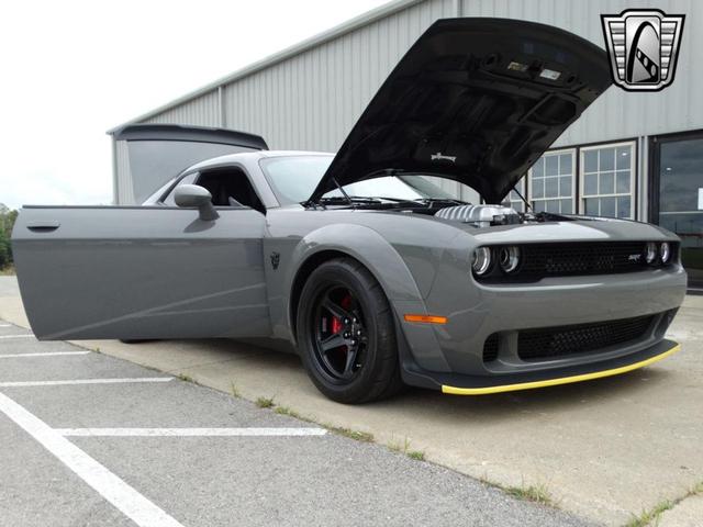 Photo of 2018 Gray Dodge Challenger