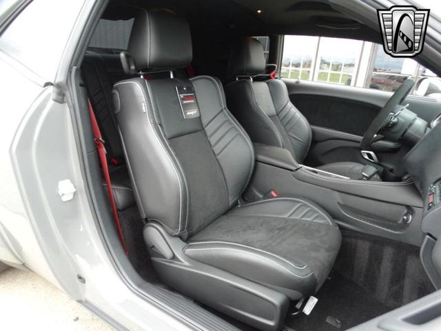 Photo of 2018 Gray Dodge Challenger