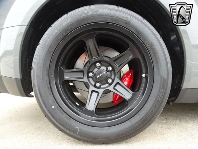 Photo of 2018 Gray Dodge Challenger