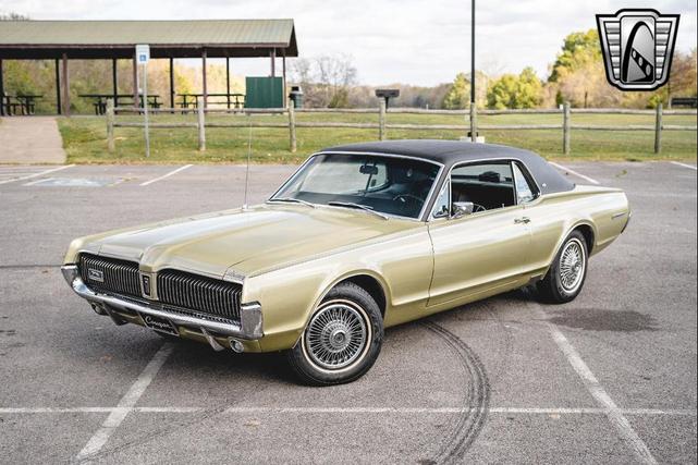 Photo of 1967 Sage Gold Mercury Cougar