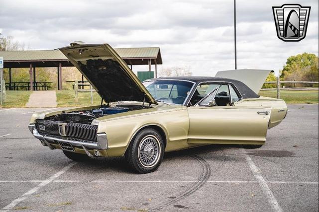 Photo of 1967 Sage Gold Mercury Cougar