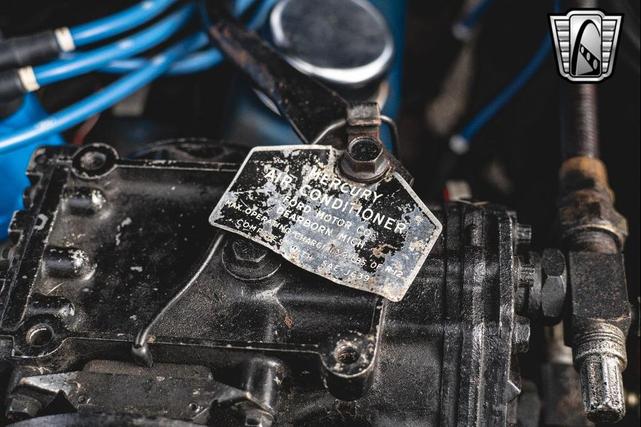 Photo of 1967 Sage Gold Mercury Cougar