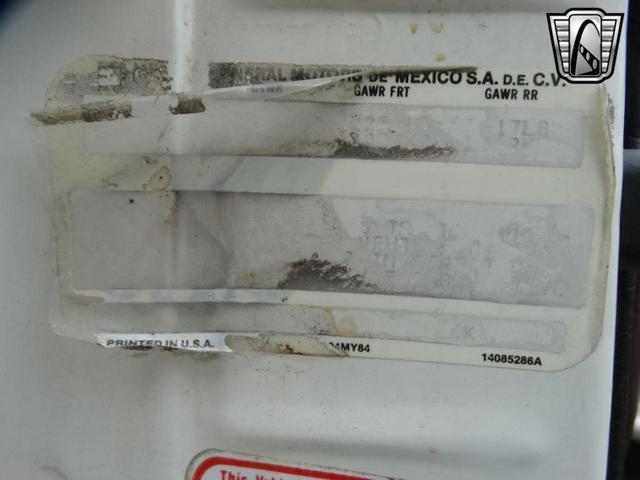 Photo of 1985 White Chevrolet El Camino