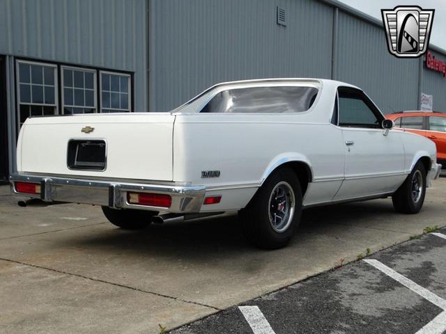 Photo of 1985 White Chevrolet El Camino
