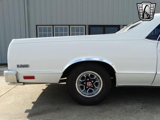 Photo of 1985 White Chevrolet El Camino