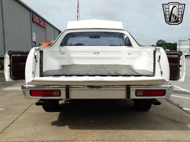 Photo of 1985 White Chevrolet El Camino