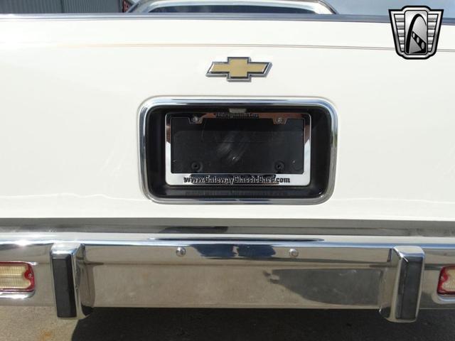 Photo of 1985 White Chevrolet El Camino