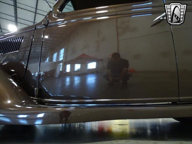 Photo of 1936 Brown Ford Coupe