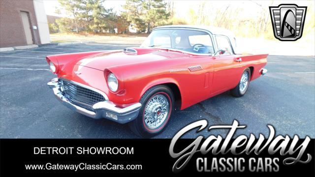 Photo of 1957 Red Ford Thunderbird