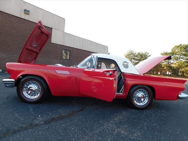 Photo of 1957 Red Ford Thunderbird