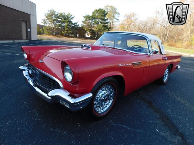 Photo of 1957 Red Ford Thunderbird