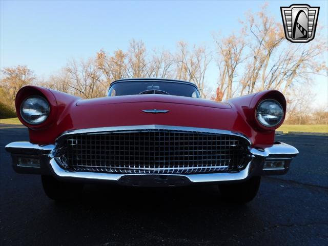 Photo of 1957 Red Ford Thunderbird