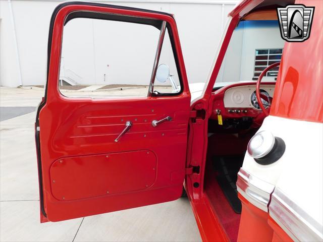 Photo of 1965 Red Ford F100