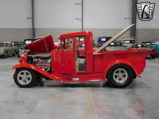 Photo of 1932 Orange Chevrolet Pickup Truck