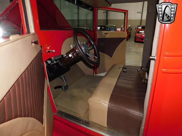 Photo of 1932 Orange Chevrolet Pickup Truck