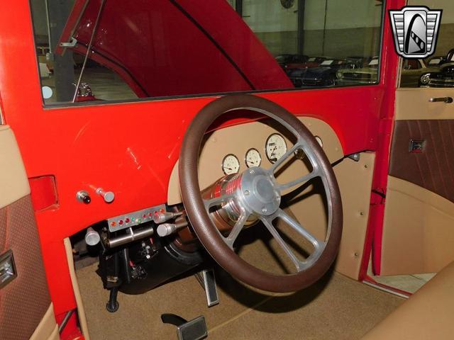 Photo of 1932 Orange Chevrolet Pickup Truck