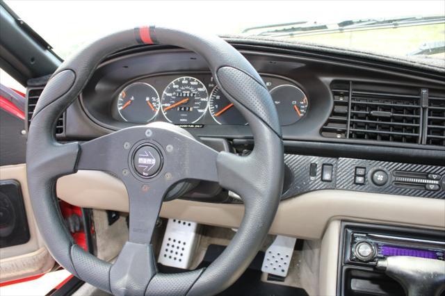 Photo of 1988 Red Porsche 944