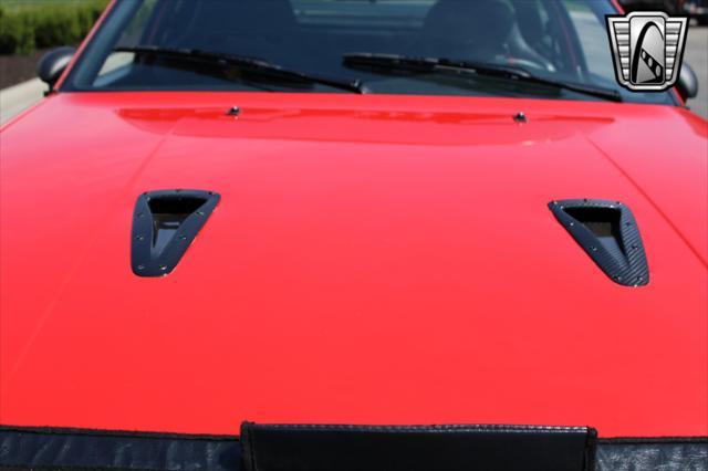 Photo of 1988 Red Porsche 944