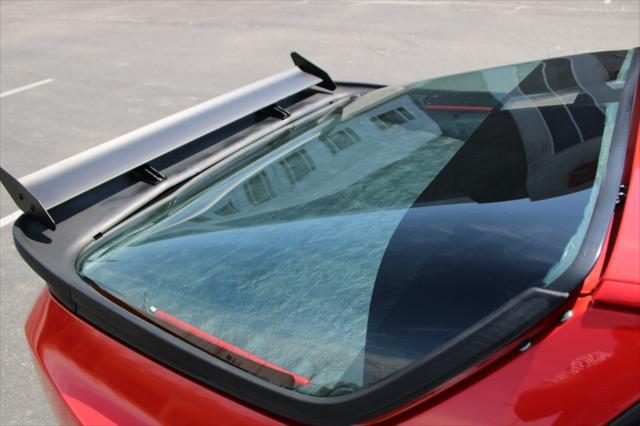Photo of 1988 Red Porsche 944