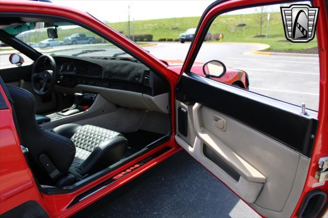 Photo of 1988 Red Porsche 944