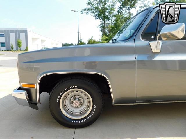 Photo of 1986 Gray Chevrolet C10/K10