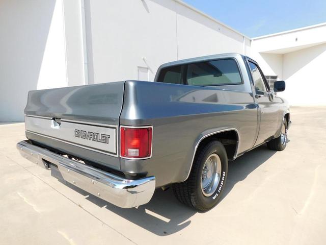 Photo of 1986 Gray Chevrolet C10/K10
