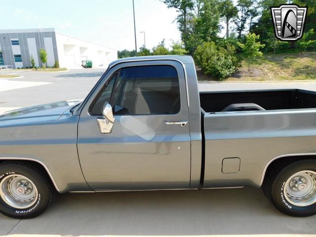 Photo of 1986 Gray Chevrolet C10/K10
