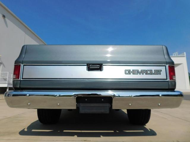 Photo of 1986 Gray Chevrolet C10/K10