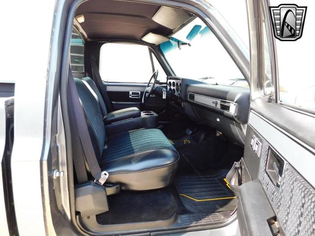 Photo of 1986 Gray Chevrolet C10/K10