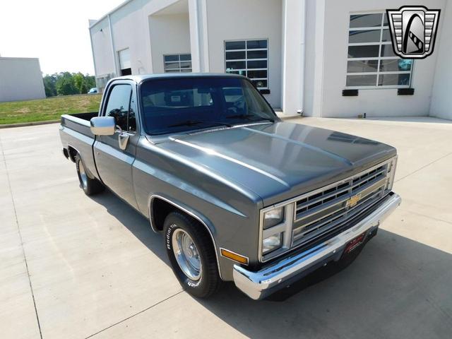 Photo of 1986 Gray Chevrolet C10/K10