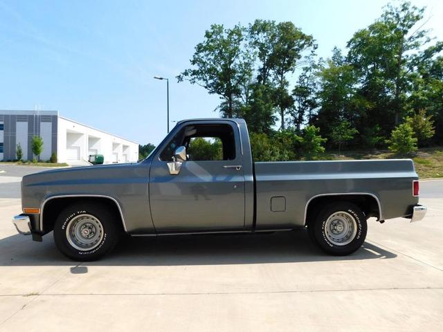 Photo of 1986 Gray Chevrolet C10/K10