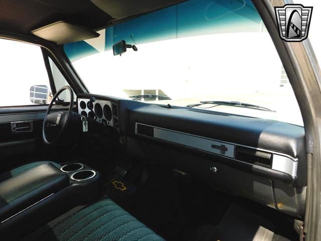 Photo of 1986 Gray Chevrolet C10/K10