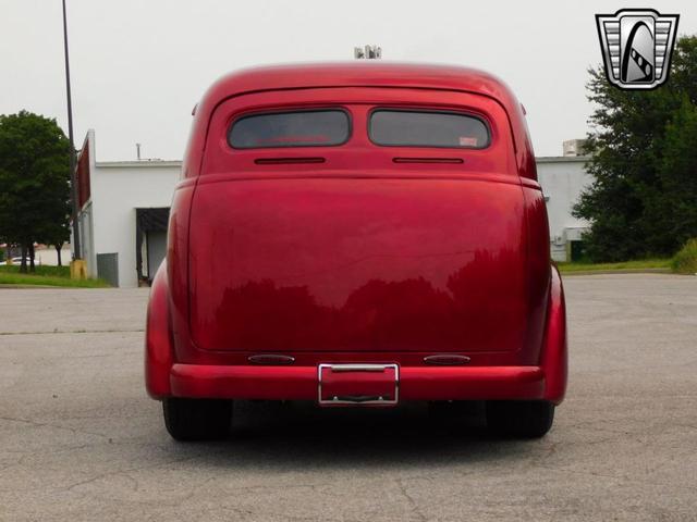 Photo of 1953 Red Chevrolet 3100