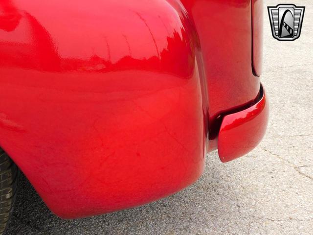 Photo of 1953 Red Chevrolet 3100